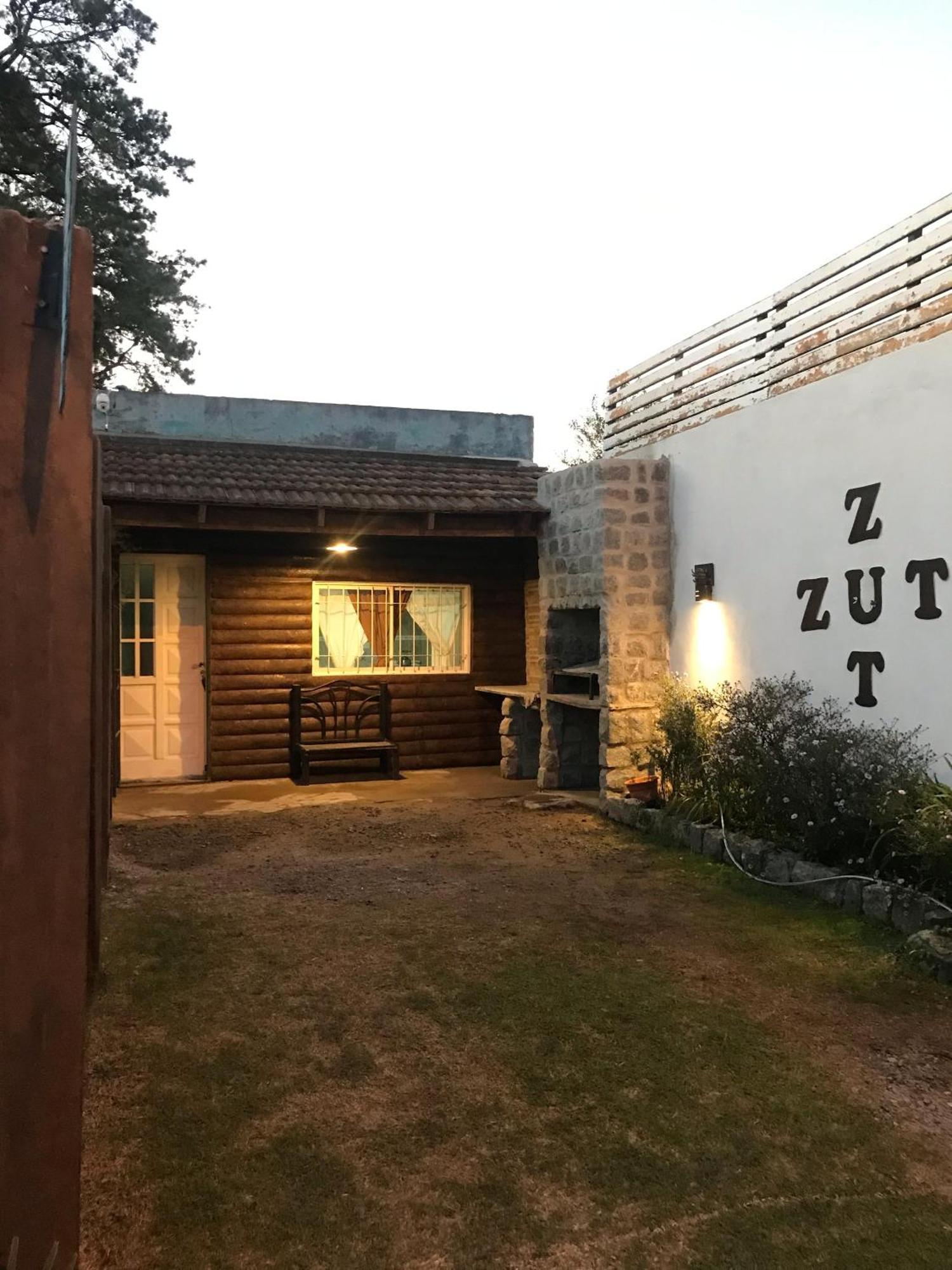 Zut2 *